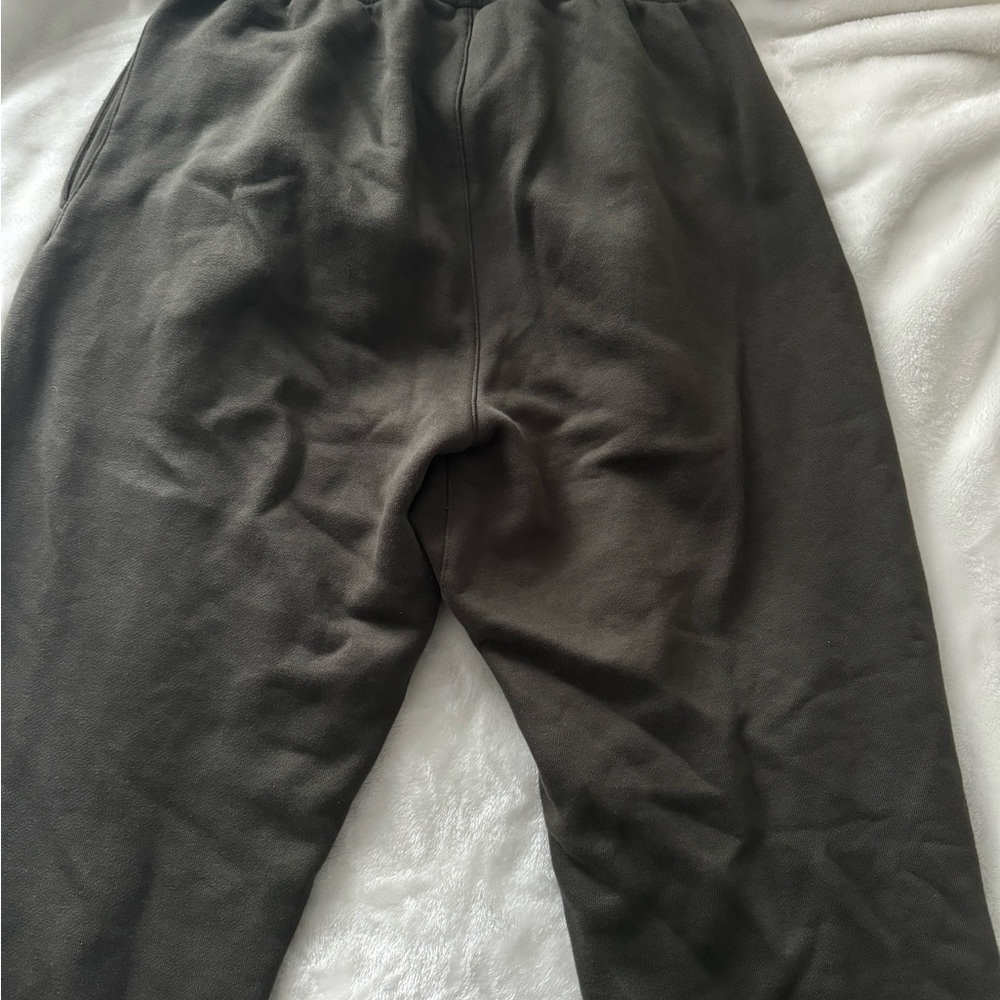 Essentials sweatpants - Picture 4 of 5
